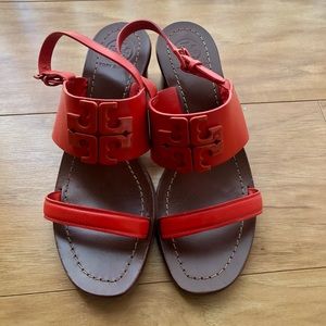 Tory Burch low heel sandal. Size 6.